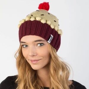 Cupcake winter hat